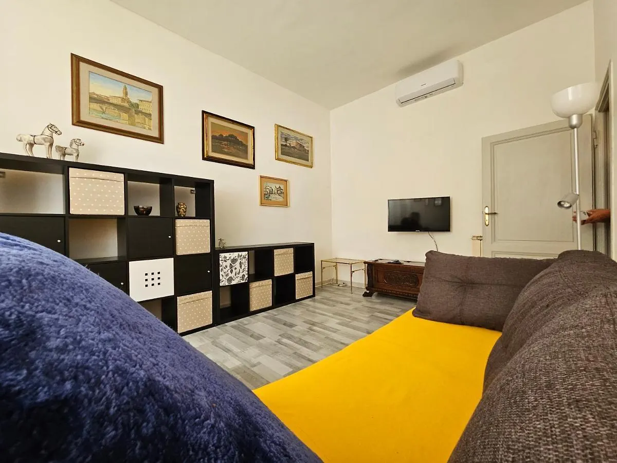 Statuto Smart Apartment Florens 0*,  Italien